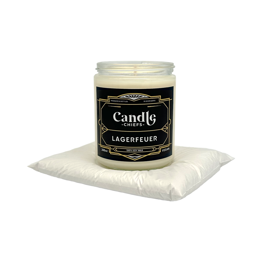 Geschenkset „Lagerfeuer“ – Duftkerze mit Kissen klein