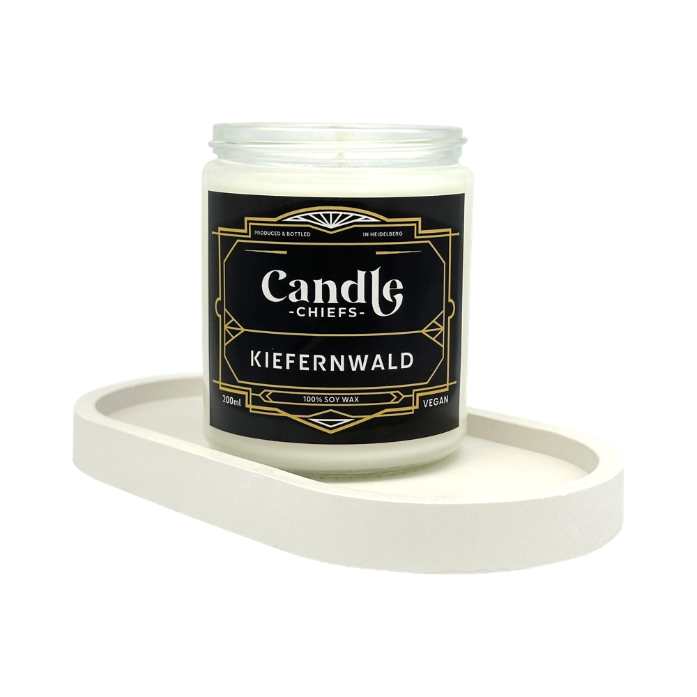 Geschenkset „Kiefernwald“ – Duftkerze mit ovaler Schale